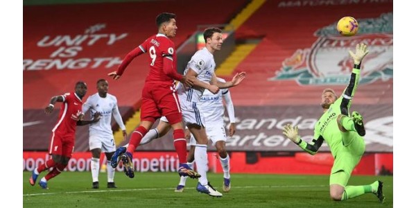 I nuovi giocatori del Liverpool supportano compiti pesanti